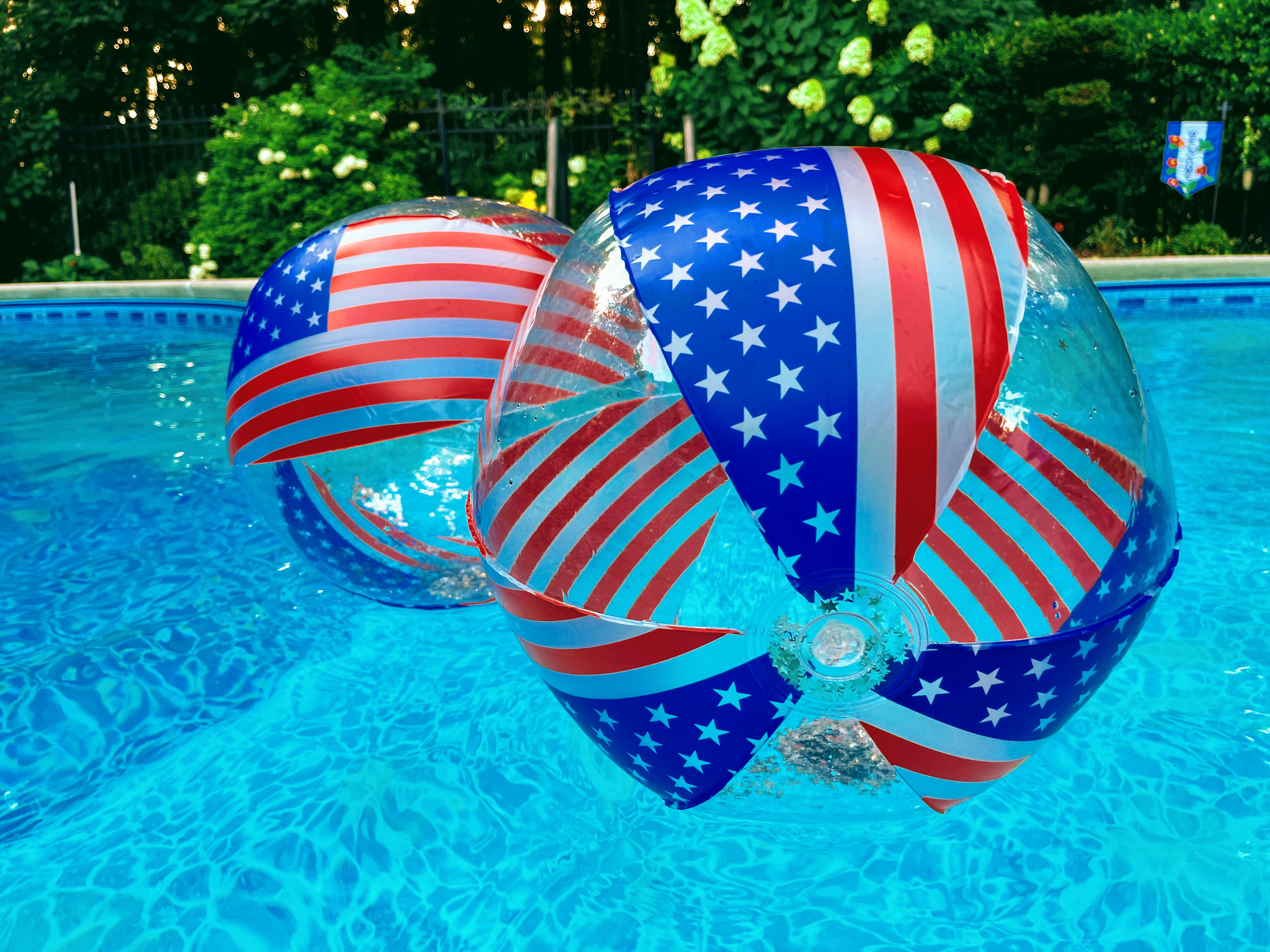 floating pool decorations