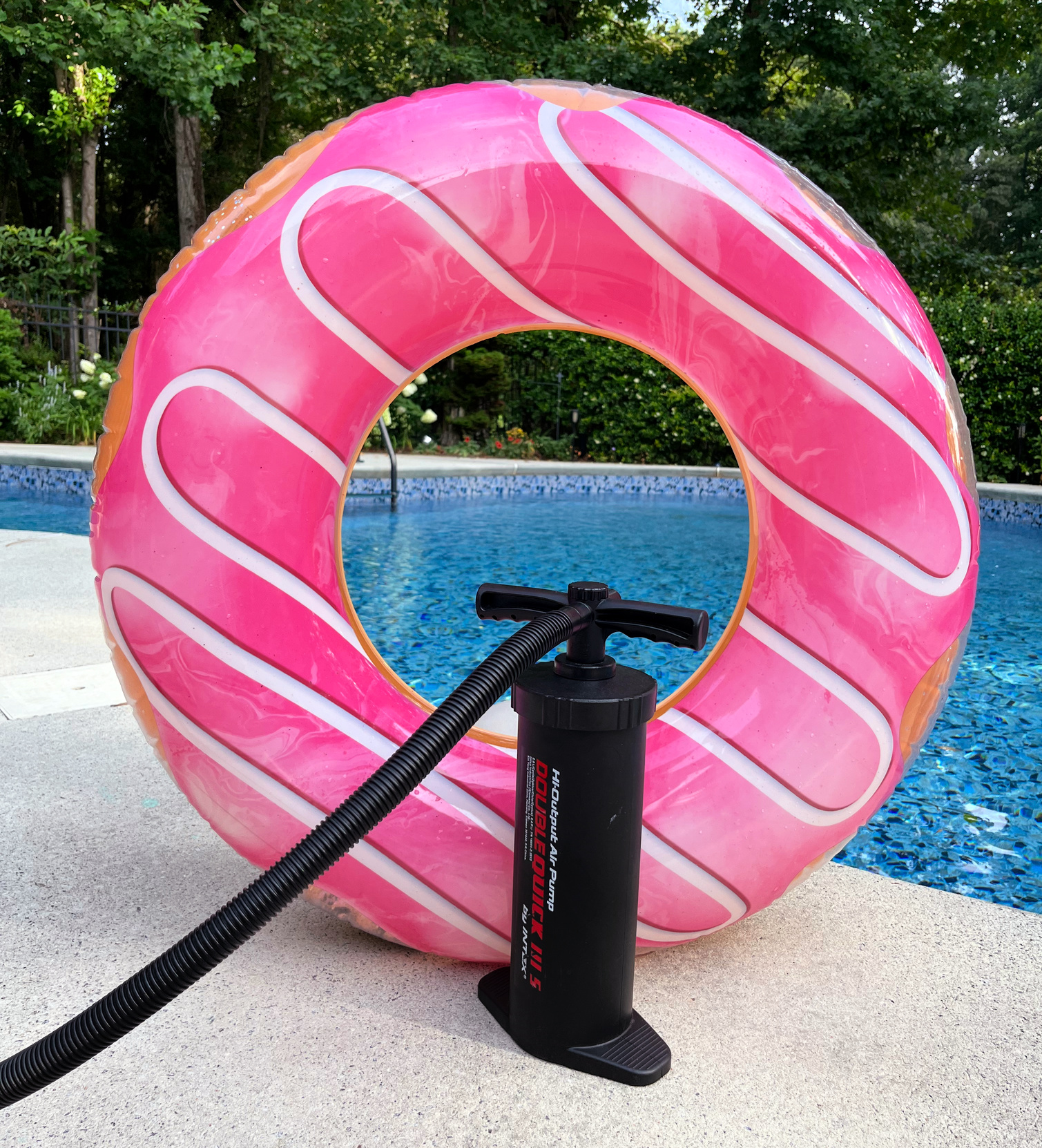 air pump for pool floats