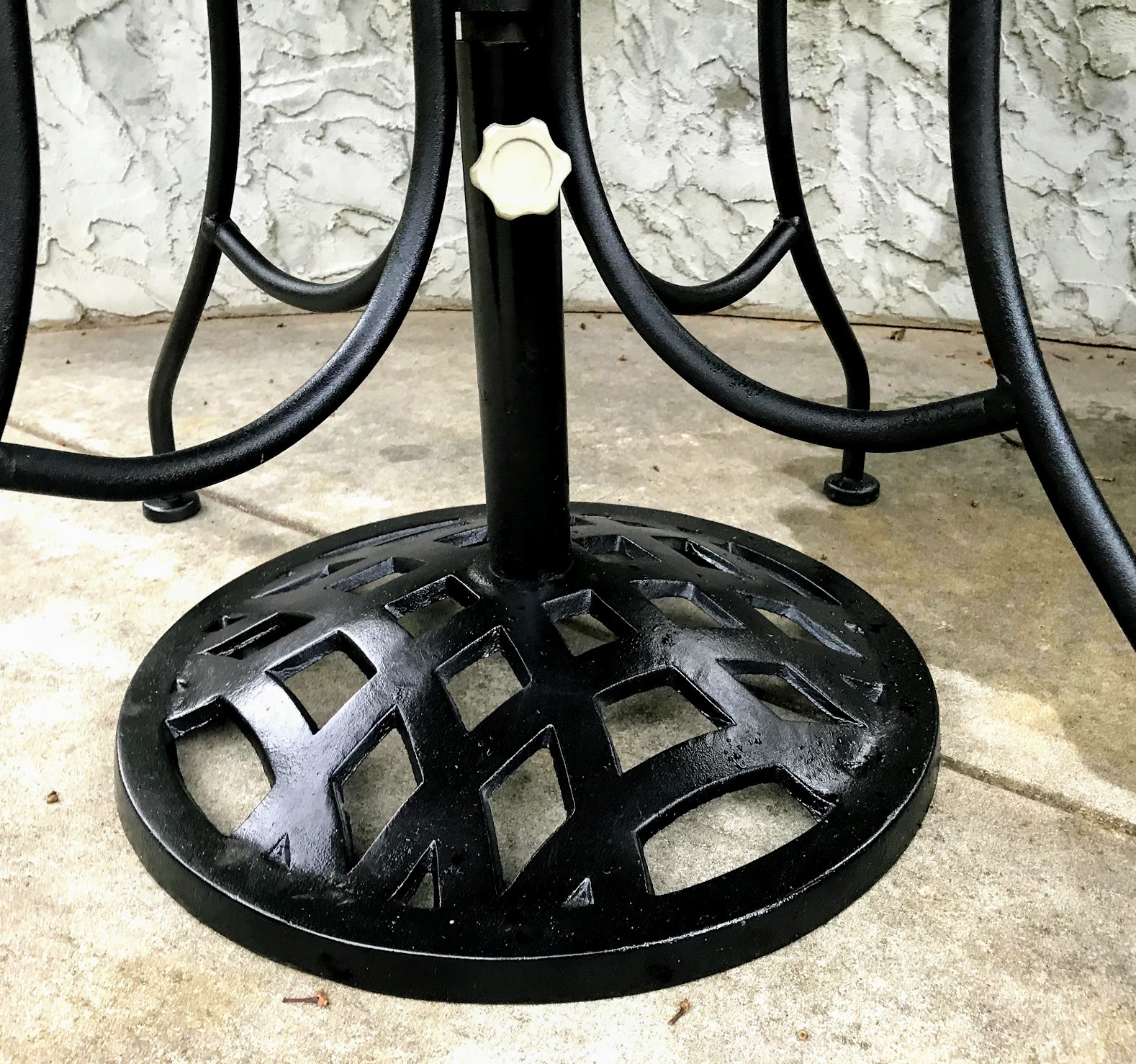 outdoor umbrella stand