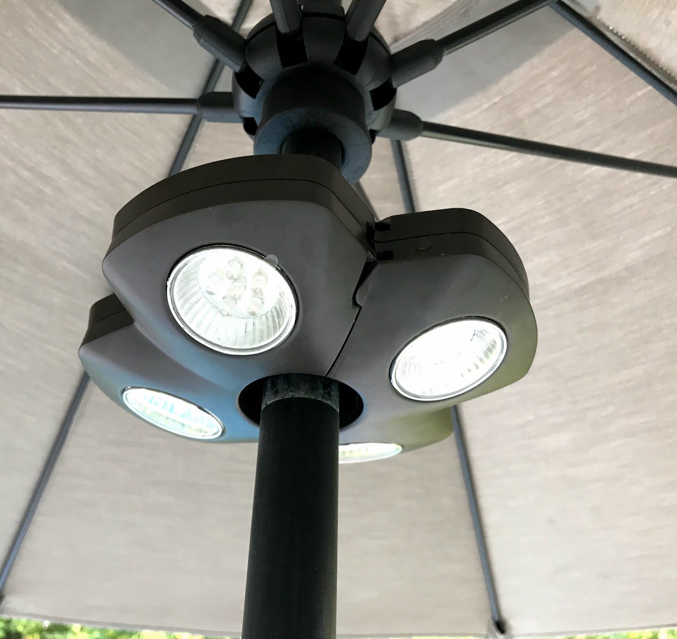 patio umbrella light