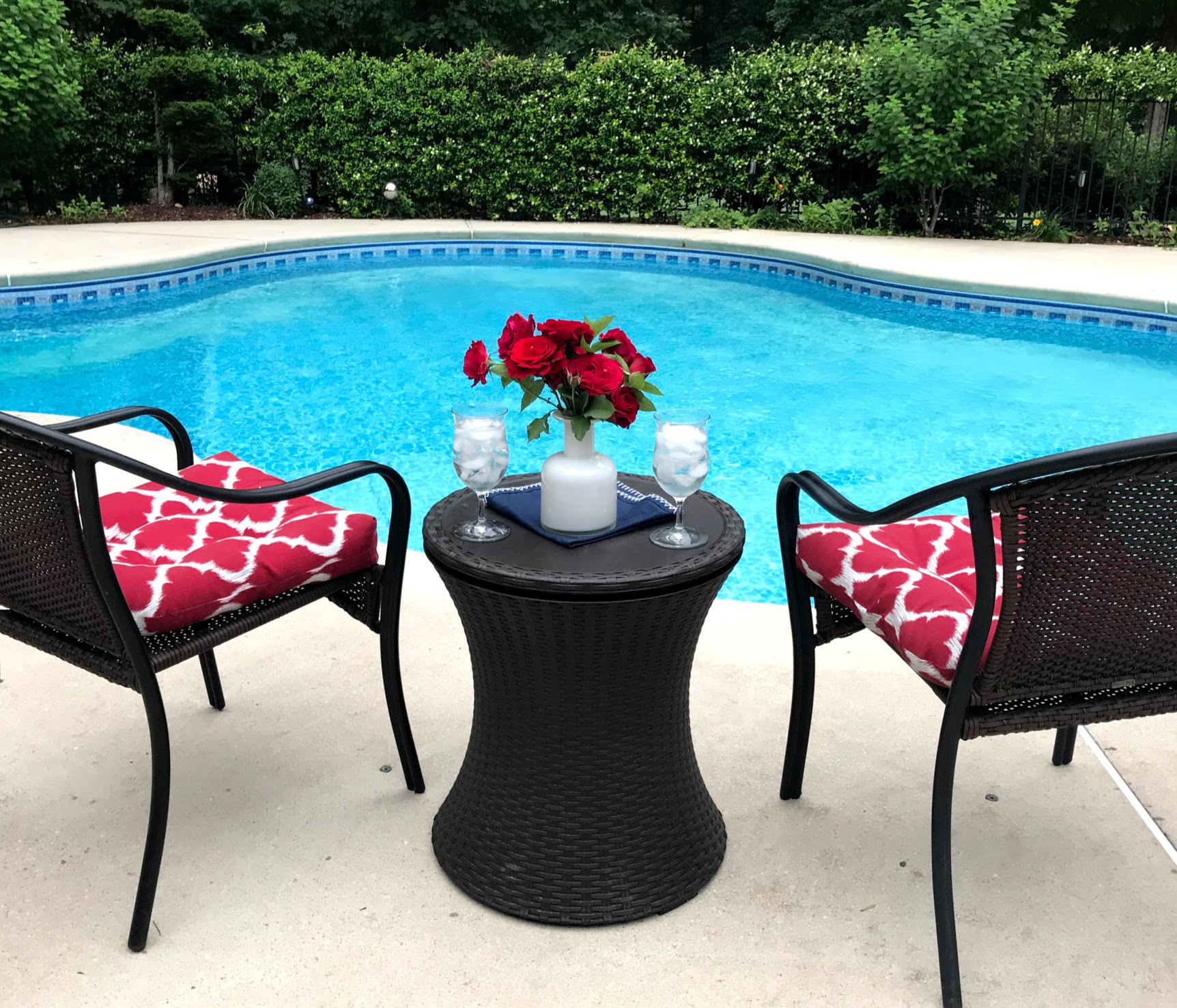 outdoor patio coffee table
