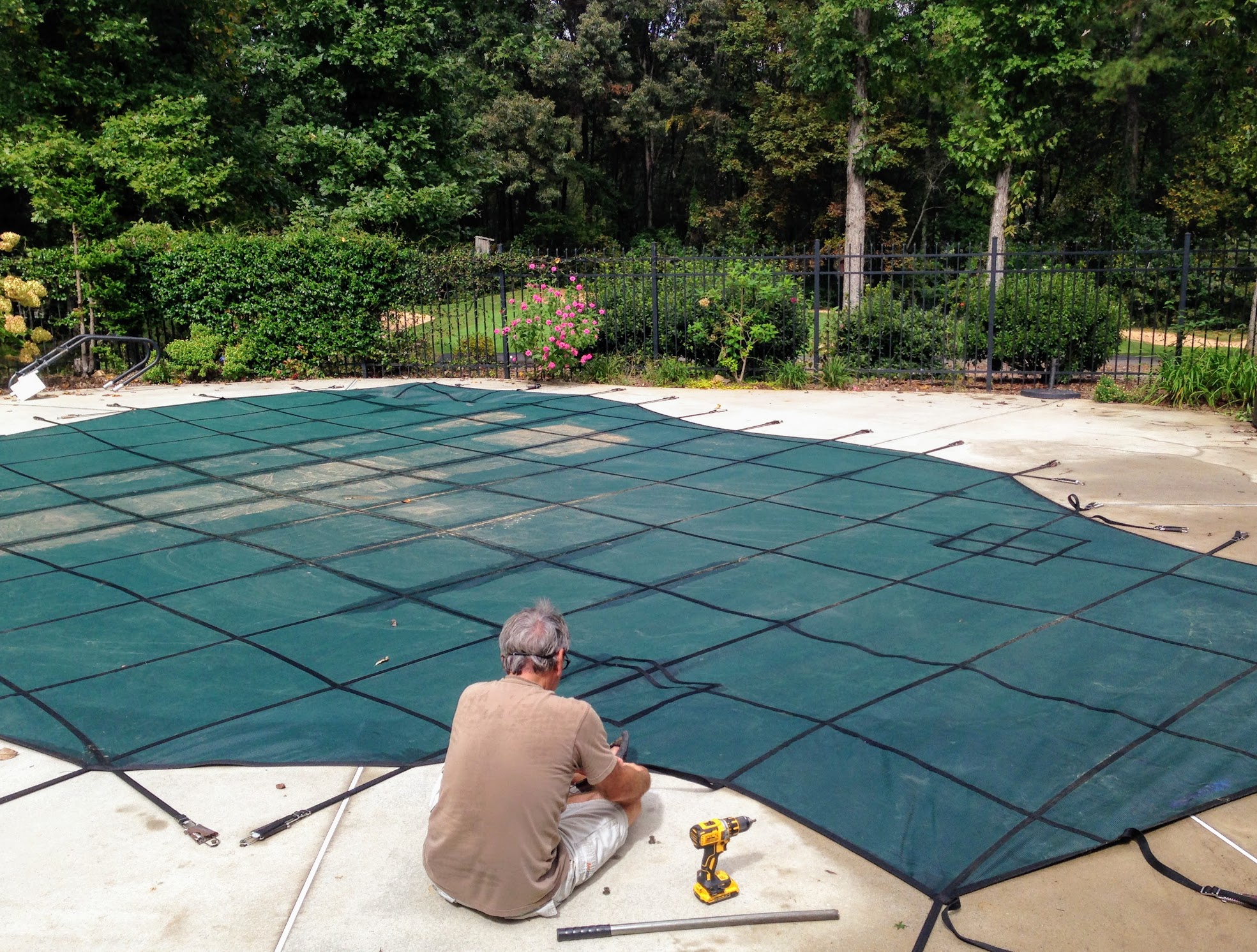 An Inground Swimming Pool Cover: Take a Break from Pool Ownership