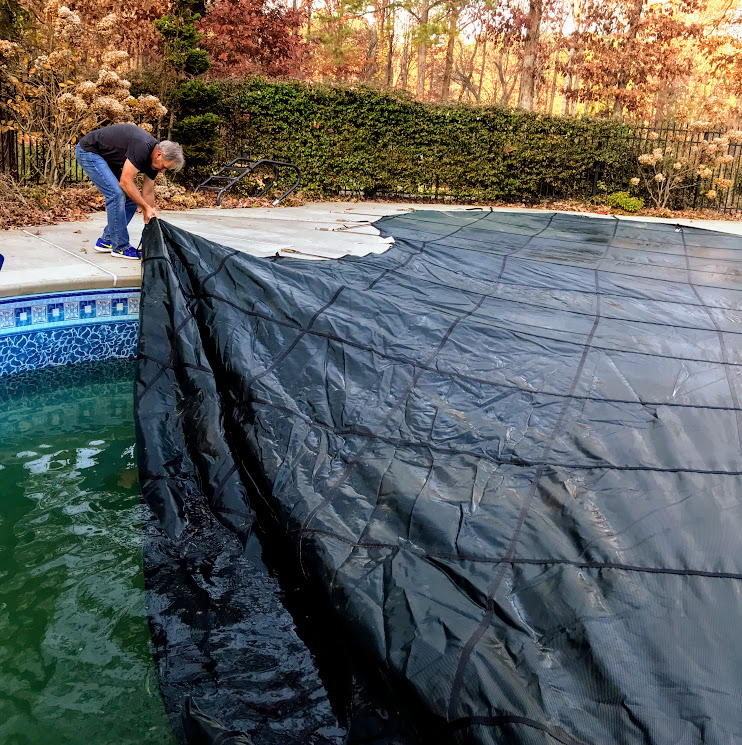 winter swimming pool cover