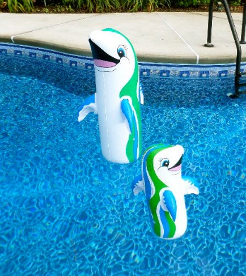 pool party decorations