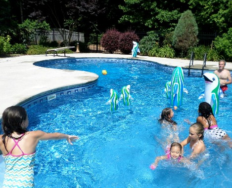 kids pool party games