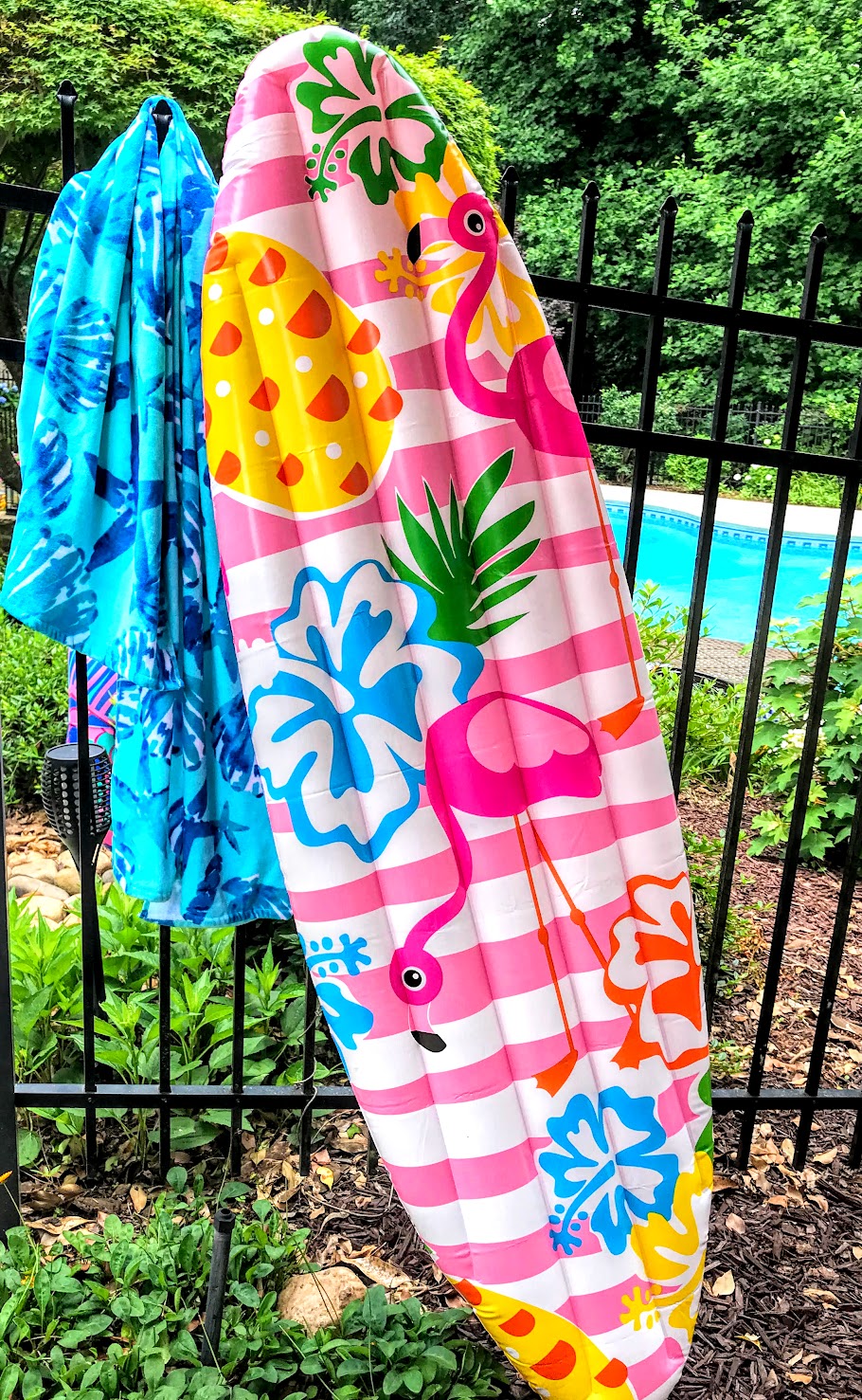 pool party decoration ideas