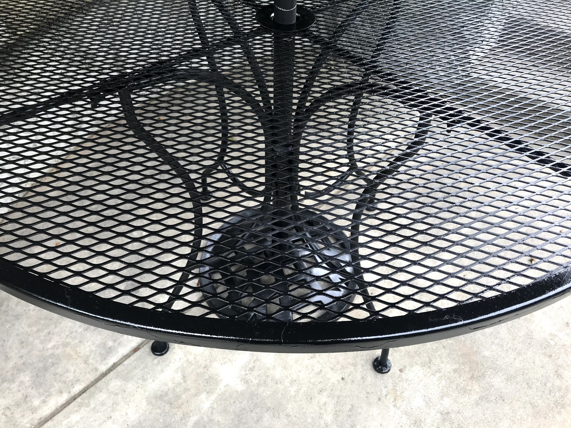 wrought iron patio table