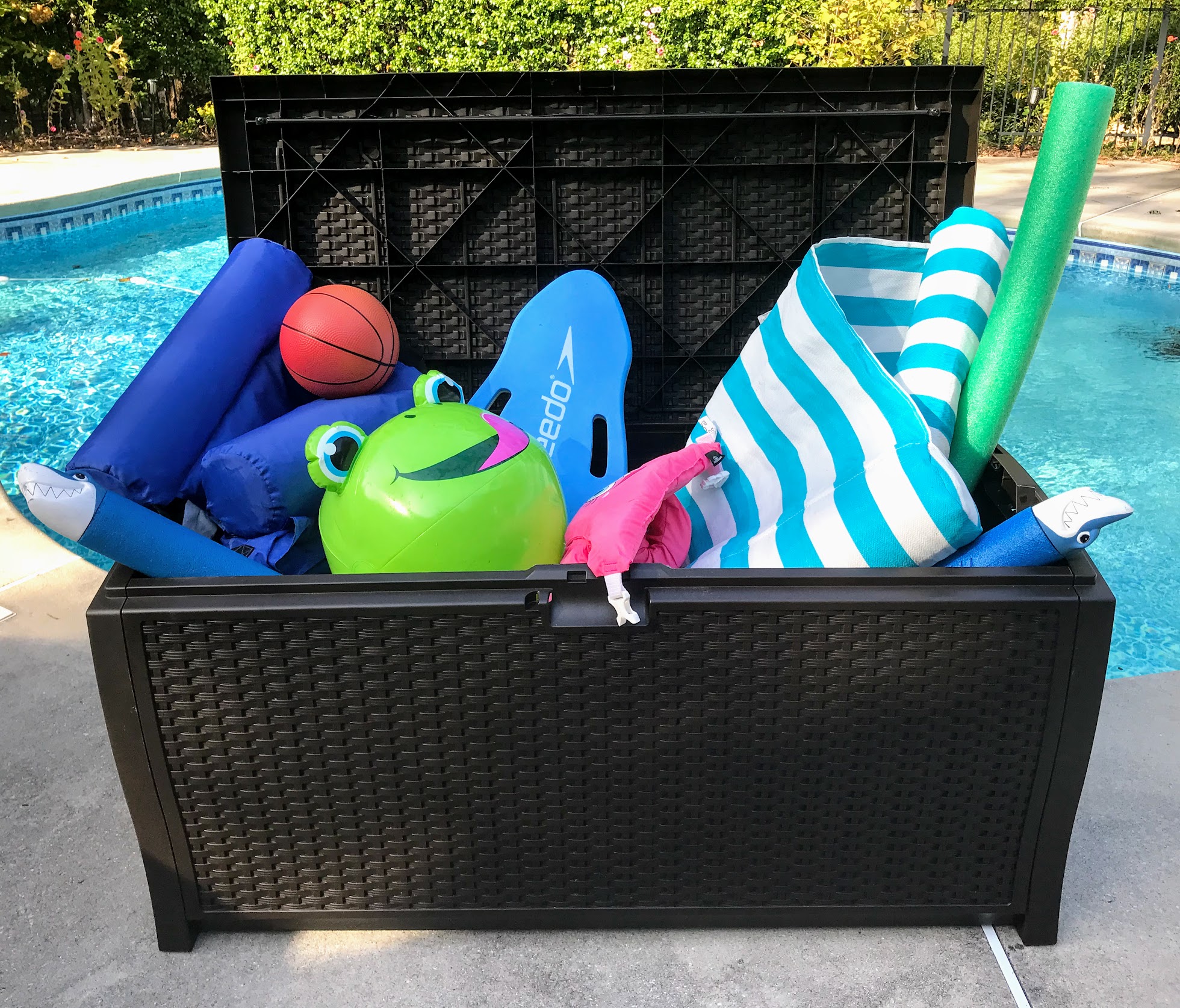 outdoor storage box for pool toys