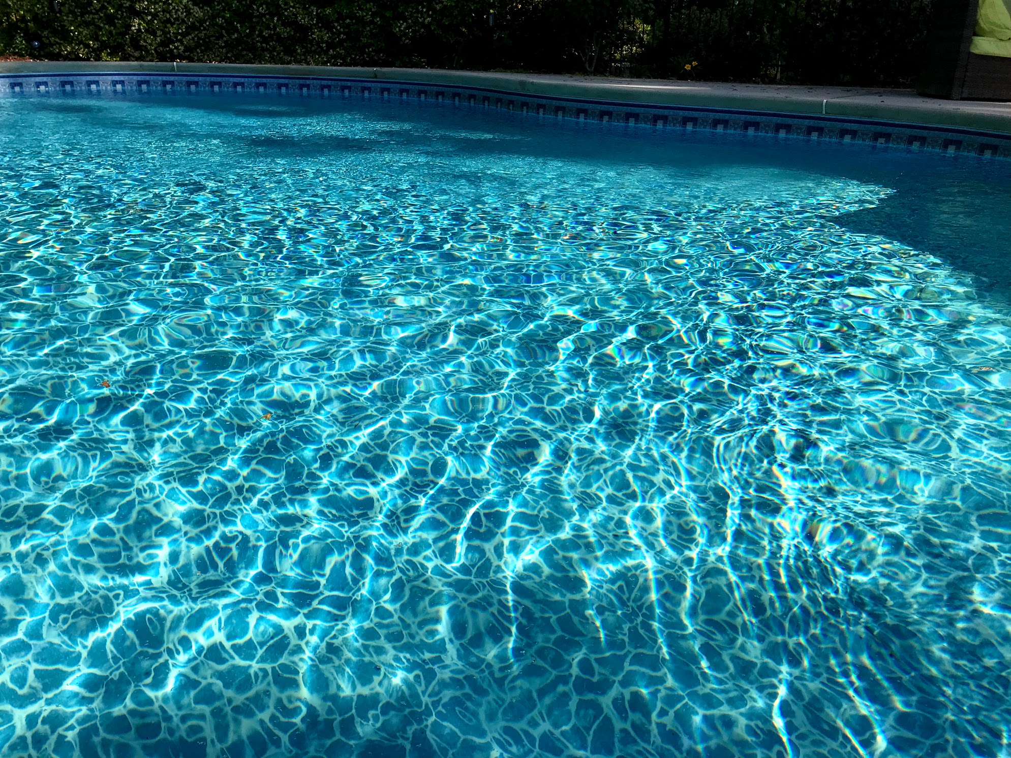 chemicals for swimming pool to keep it sparkling
