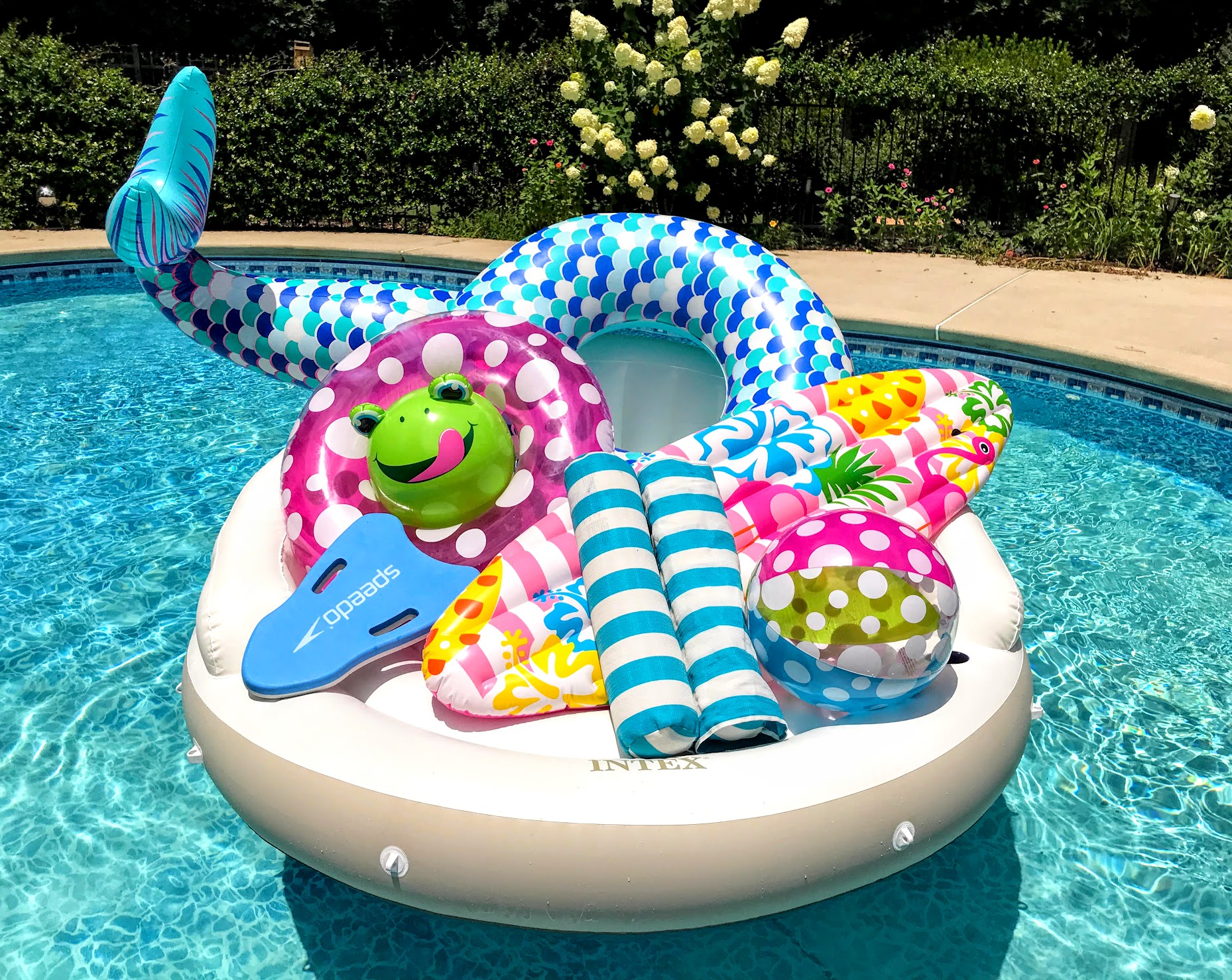 El Paso Mall Inflatable Shark Pool Float 72 X 52 Large Summer Ring