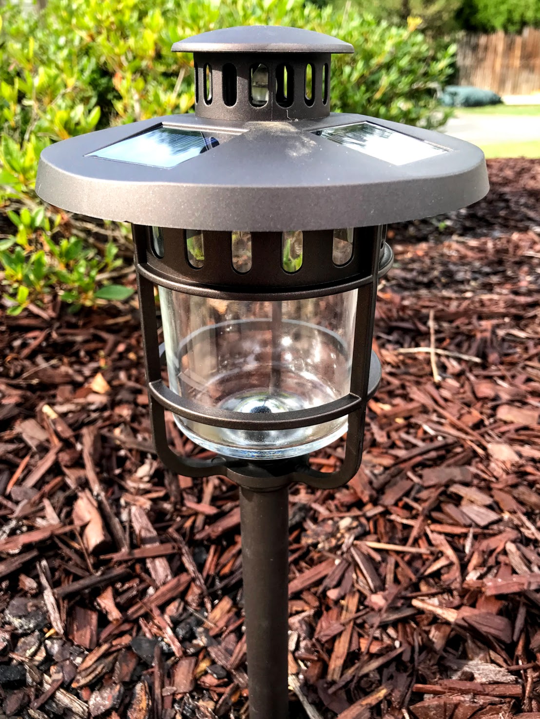 solar powered path lights