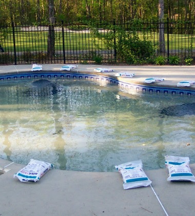 salt water pool vs chlorine