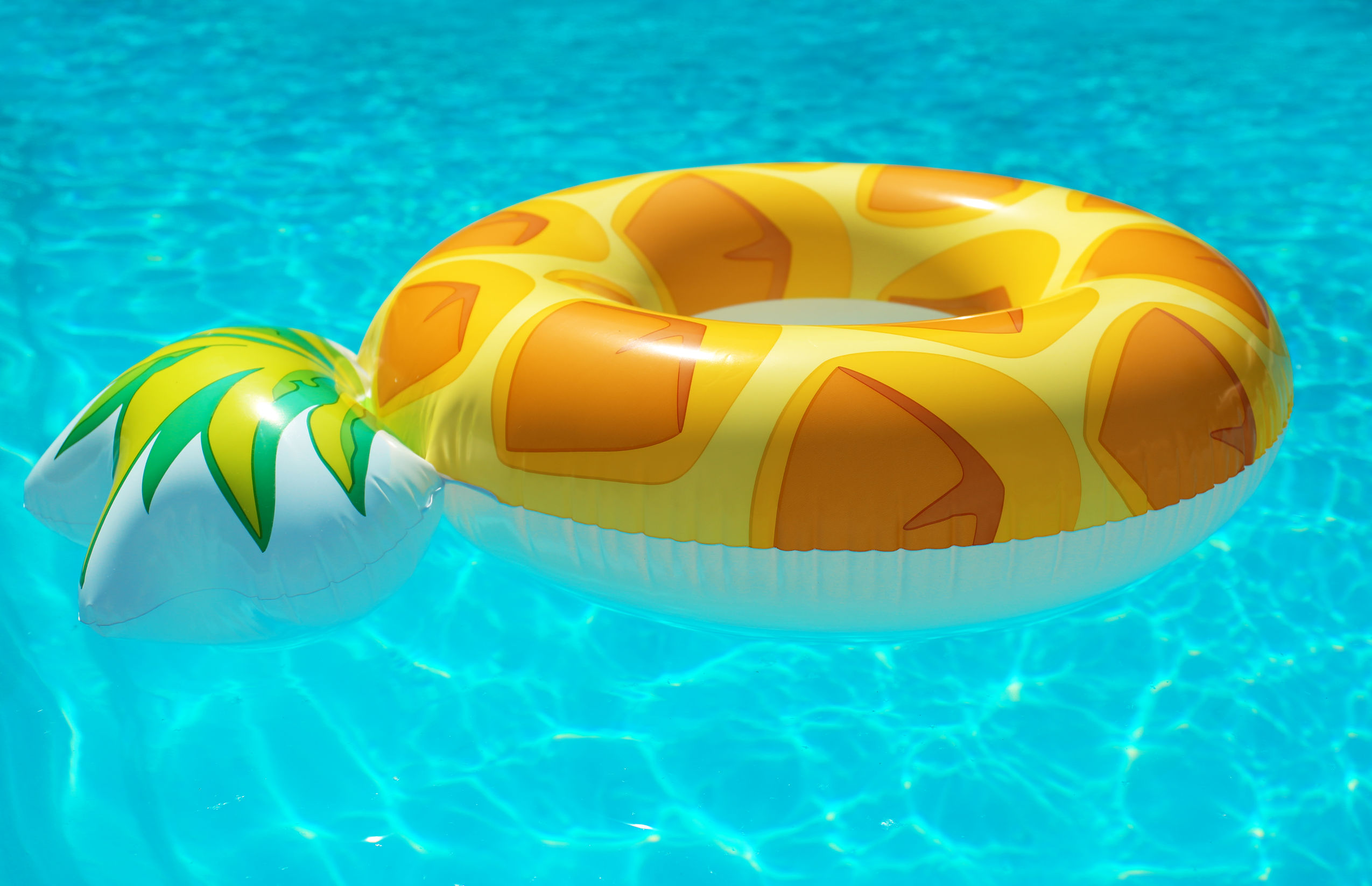 floating pool decorations