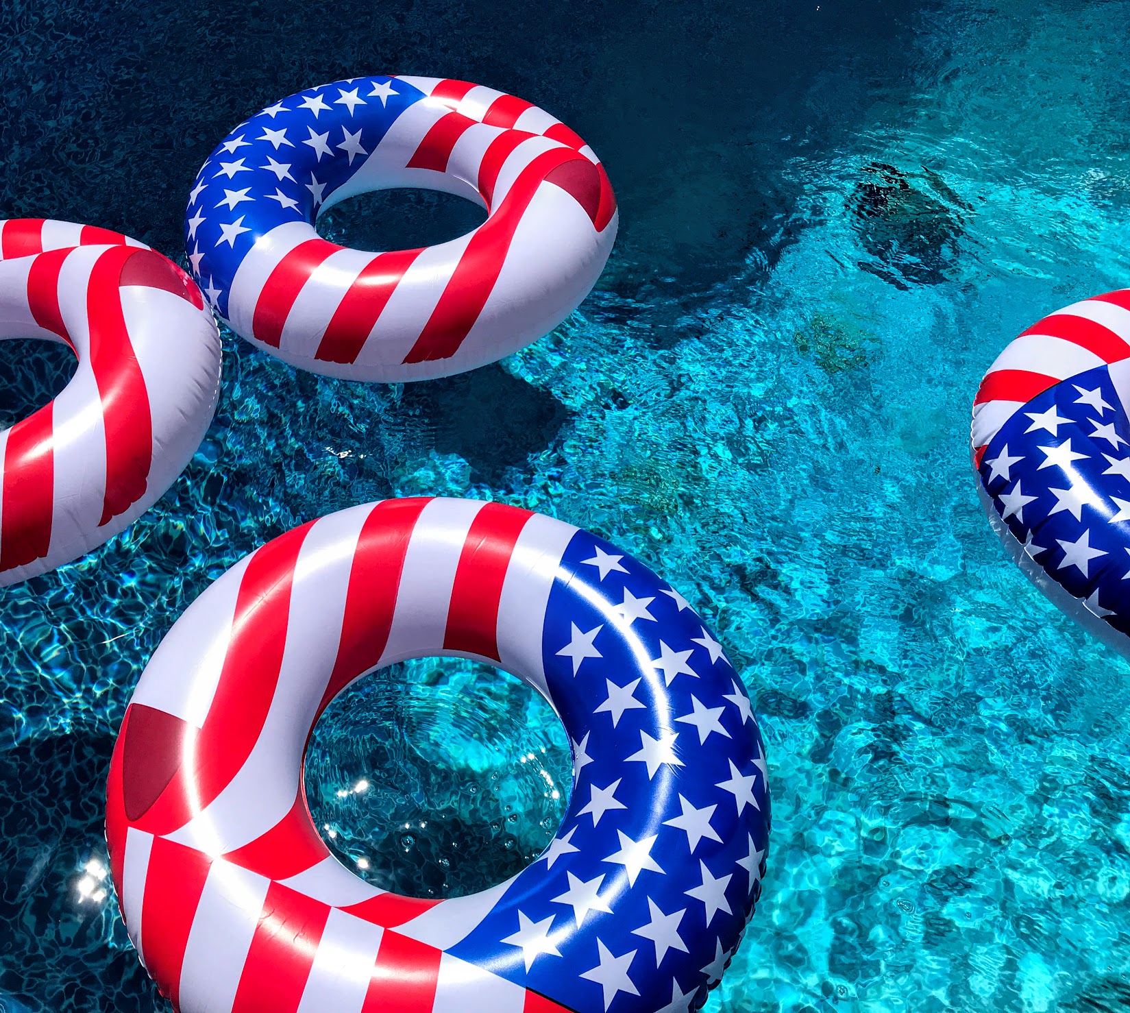 4th of July pool party floats