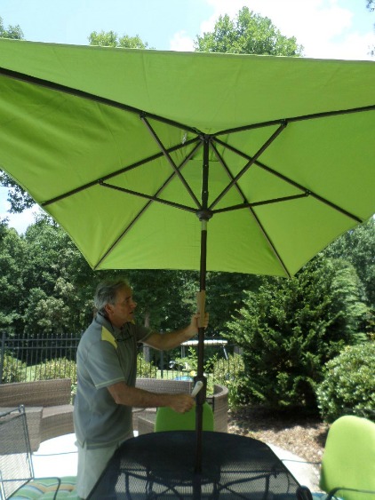 patio table umbrellas