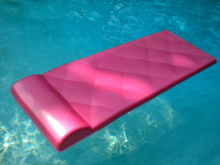 foam pool float