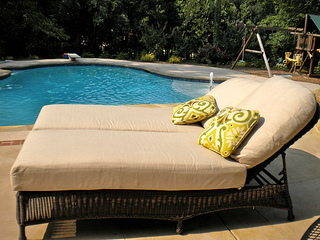 double chaise lounge chair