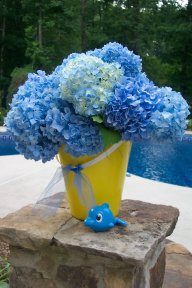 pool party decorations