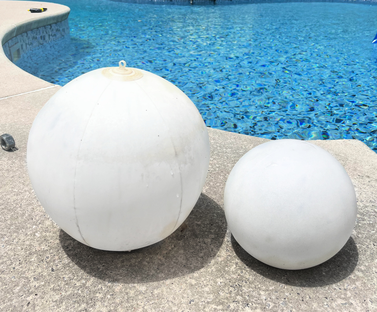 floating solar pool lights