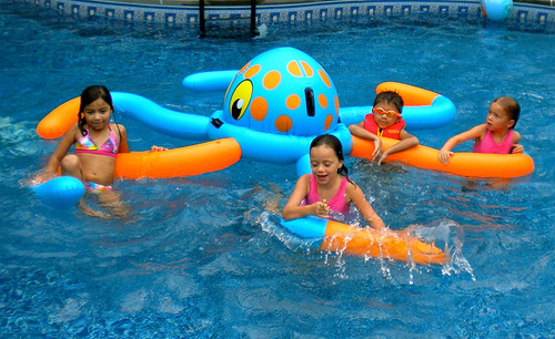 kids pool party games