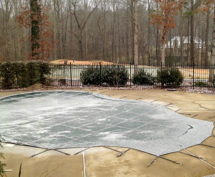 winter swimming pool cover